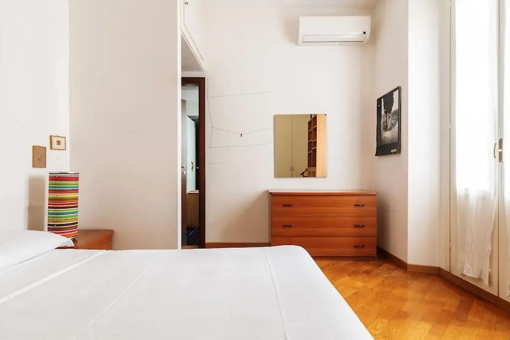 Appartamento Bilocale In Porta Romana Milano